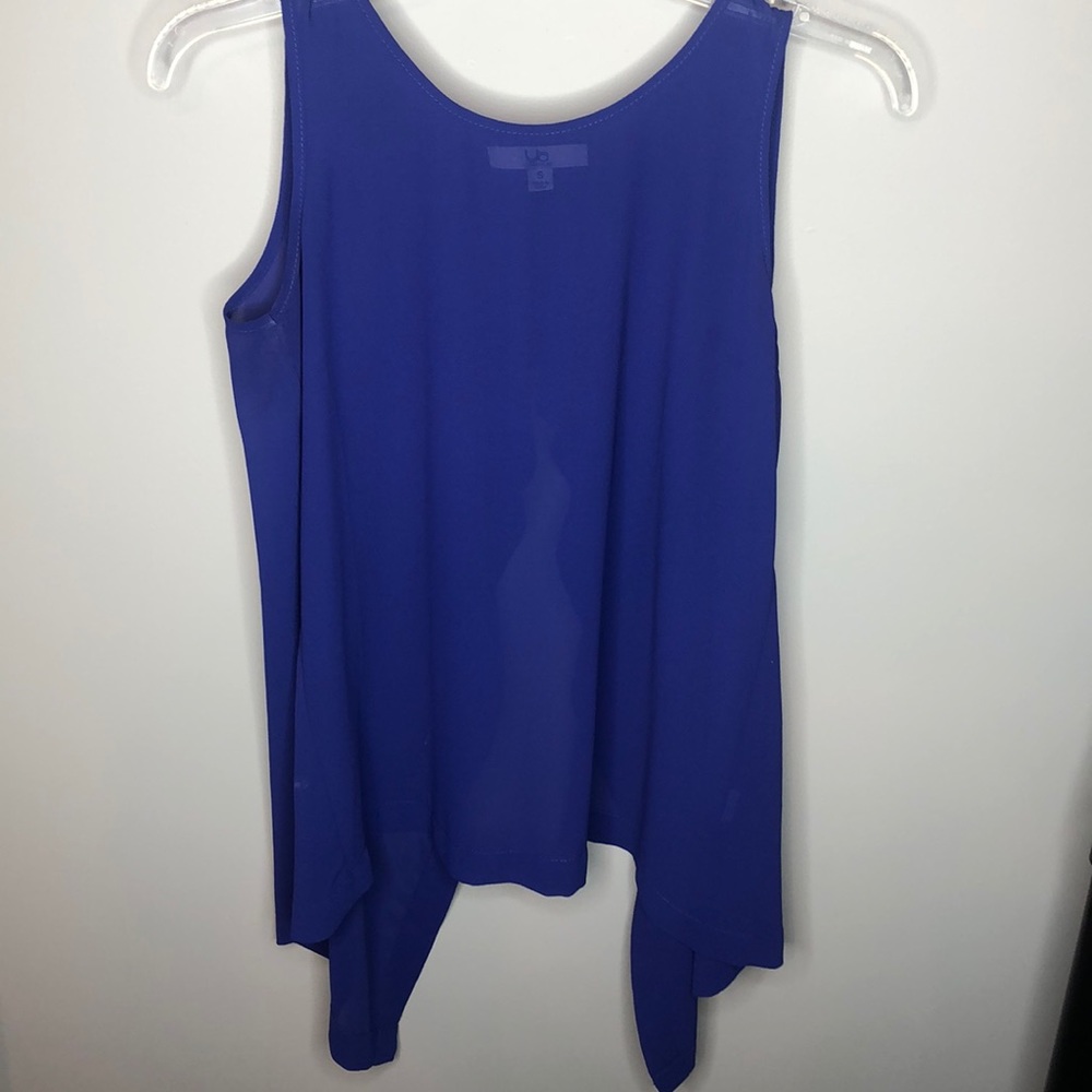 YA backless tank top